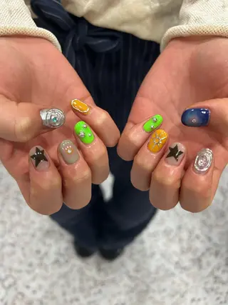 ネイル 小松 千冬snazzyのネイルデザイン