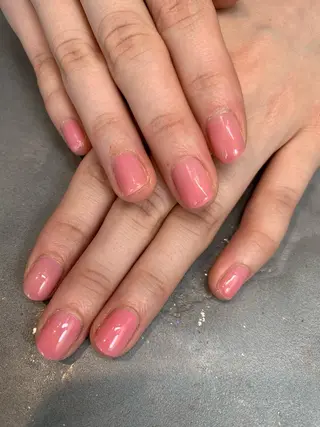 ネイル アトリエ・マリス所属・福与 美幸のネイルデザイン