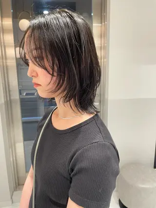 ミディアム カラー ヘアアレンジ satsuki 暖色・ブラウンカラーのヘアスタイル