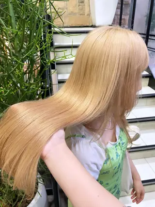 ロング ハギワラ ミナコのヘアスタイル