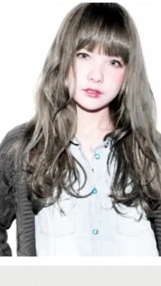 ロング AULENT所属・嶋崎 留美のヘアスタイル