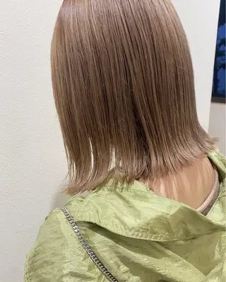 ショート ハイトーンカラー🍑 心斎橋のヘアスタイル