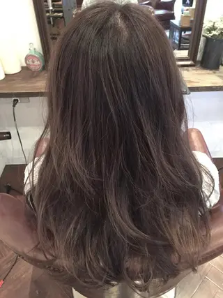 ロング カラー いしだ みさきのヘアスタイル