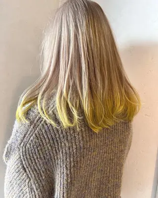 ロング カラー irwi/イルウィ所属・miku🎀門前仲町 ブリーチ・レイヤーのヘアスタイル