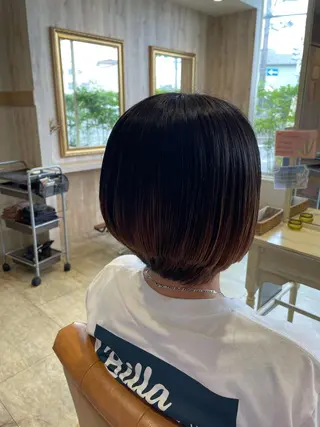 ショート 新地 咲綾のヘアスタイル