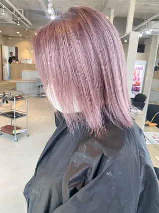 ミディアム カラー パーマ ヘアアレンジ ネイル マツエク・マツパ アイブロウ 井上 一平のヘアスタイル