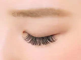 マツエク・マツパ YELLIO所属・YELLIO (エーリオ)のマツエク・マツパデザイン