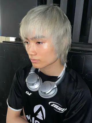 ミディアム カラー メンズ スパイラルパーマ 🌐hina⭐️のヘアスタイル