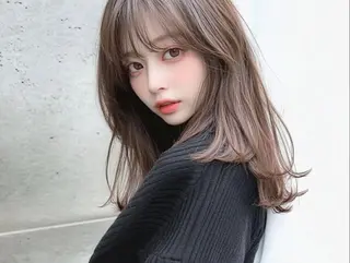 セミロング 誠也/唯一無二の ルーツカラーのヘアスタイル