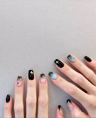 ネイル Dola Nail ユキンイのネイルデザイン