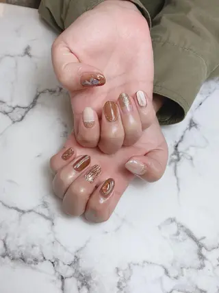 ミディアム ネイル 石原 夕華のネイルデザイン