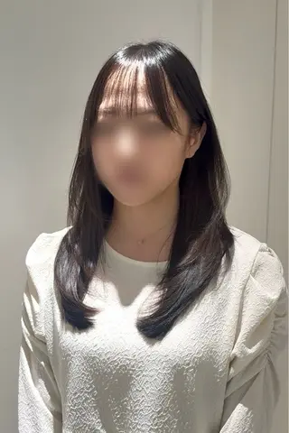 セミロング カラー パーマ ヘアアレンジ パク・ボミン小野リエ 韓国ハーフ🦊のヘアスタイル