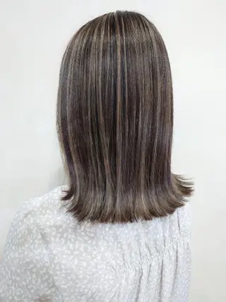 ミディアム ブリーチ/ ダブルカラー/RYOのヘアスタイル