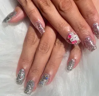 ネイル Aylis_nail 最寄駅⇔サロン送迎可のネイルデザイン