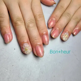 ネイル 宮口 紗子のネイルデザイン