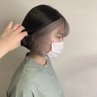 ショート カラー 袴田 伊代のヘアスタイル