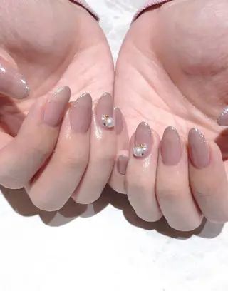 ネイル 會田 瑠衣のネイルデザイン