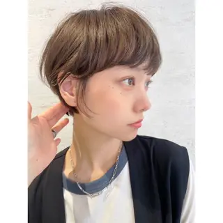 ショート カラー 韓国レイヤー/透明感 ♡YUUNAのヘアスタイル