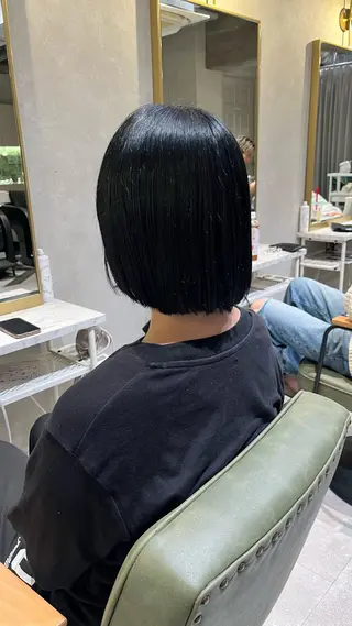 ミディアム カラー 新宿/アシスタント AiNAのヘアスタイル