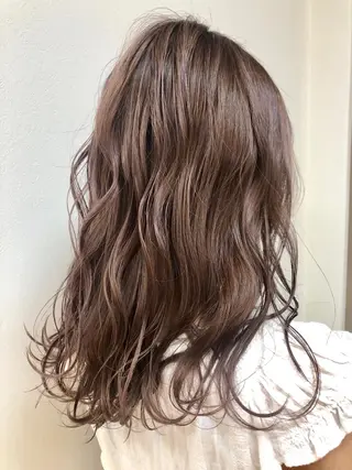 セミロング カラー 似合わせ レイヤー須川のヘアスタイル