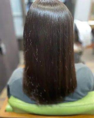 カラー フルヤ タクミのヘアスタイル