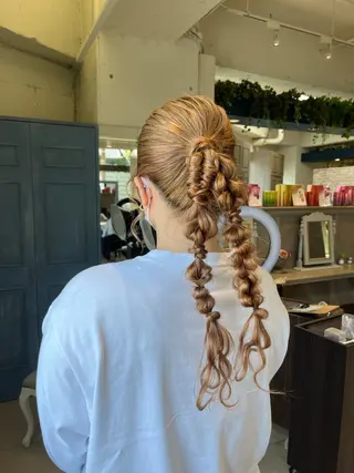 ヘアアレンジ Froom🌻 村上夏菜のネイルデザイン
