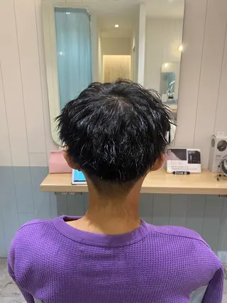 ショート パーマ メンズ エリア唯一🌈ᵕ̈* 派手髪モリヤ🌺のヘアスタイル