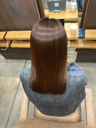 ミディアム 艶カラー／ 今井春汰のヘアスタイル