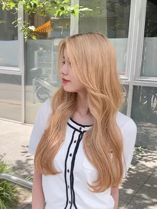 ロング 透明感ブリーチ/ メンズパーマのヘアスタイル