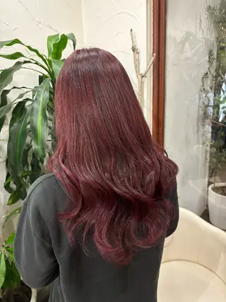 ロング カラー 佐藤 琴海のヘアスタイル
