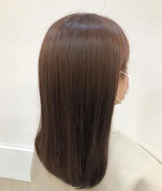 カラー 内田温子大人女性 ハイライト、ボブのヘアスタイル