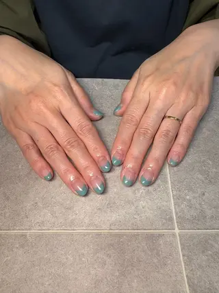 ネイル 三輪 彩美春のネイルデザイン