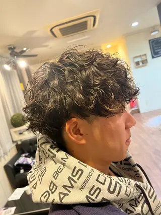 パーマ メンズ パーマが得意な【最高 悠斗】のヘアスタイル