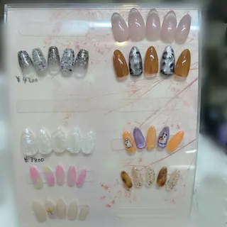 ネイル 鈴木 志歩のネイルデザイン