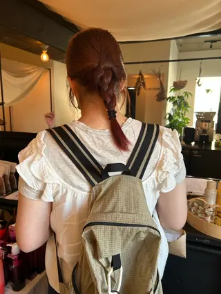 ミディアム カラー 楠 沙羅のヘアスタイル