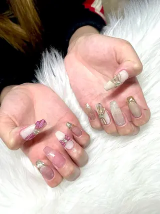 ネイル オーロラ所属・YUI nailのネイルデザイン