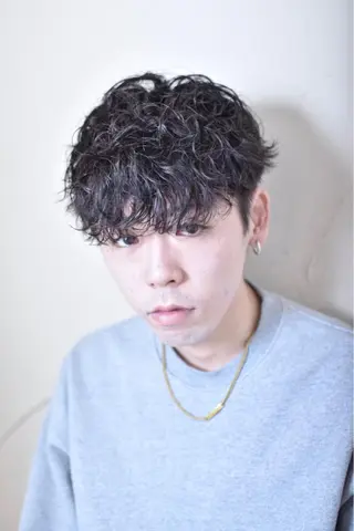 ショート パーマ メンズ メンズ特化/パーマ指 名No.1/百瀬太郎のヘアスタイル