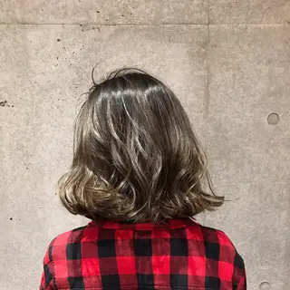 ショート カラー 井坂 和博のヘアスタイル