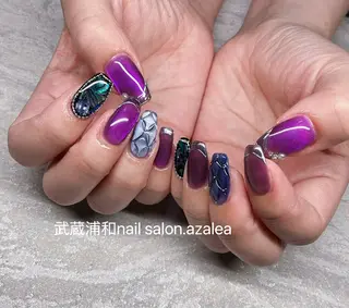 ネイル R inのネイルデザイン