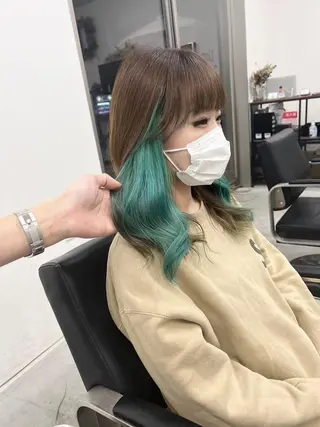 ミディアム カラー特化Eir 田嶋のヘアスタイル
