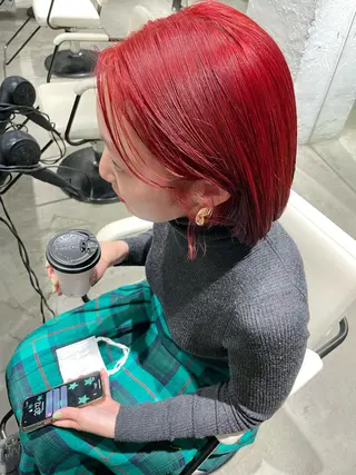 ショート カラー スパイラルパーマ 🌐hina⭐️のヘアスタイル