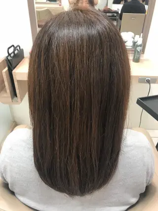 セミロング カラー 樋笠 知佳のヘアスタイル