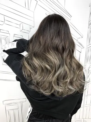 ミディアム カラー レイヤー⭐️カラー ⭐️平川雅史のヘアスタイル