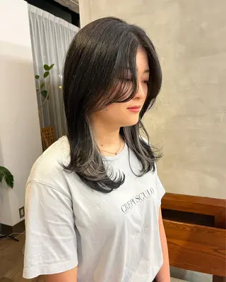 ミディアム brisa所属・迎 凪紗のヘアスタイル