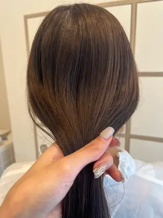 ロング 山口 愛結のヘアスタイル