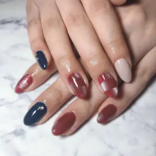 ネイル Eyelash salon mee所属・小船 莉穂のネイルデザイン