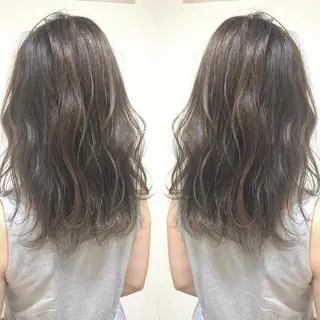 セミロング カラー MIRU by INCE HAIR所属・chiyo yasuのヘアスタイル