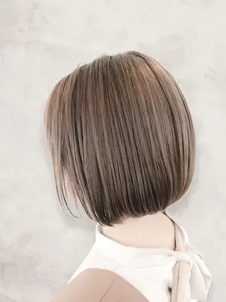 ショート カラー HAIR&MAKE EARTH湘南台所属・三谷 朋世のヘアスタイル
