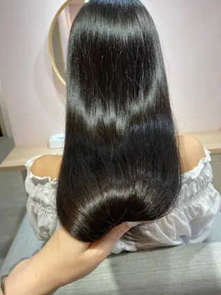 ロング nagisa /縮毛矯正のヘアスタイル