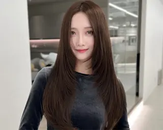 ロング カラー COA  銀座所属・上塘 尚寛のヘアスタイル